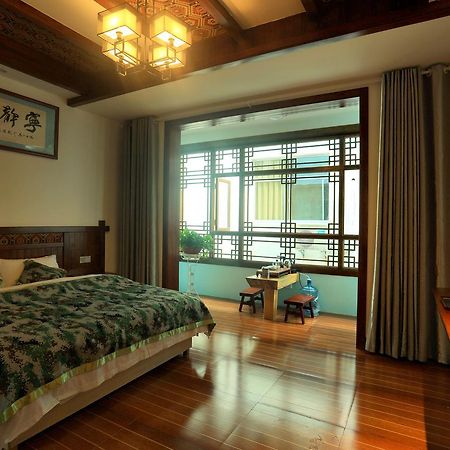Military Theme Inn Trương Gia Giới Ngoại thất bức ảnh