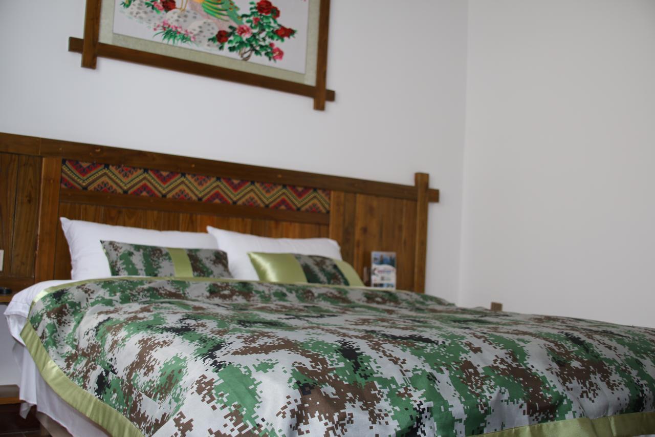 Military Theme Inn Trương Gia Giới Ngoại thất bức ảnh