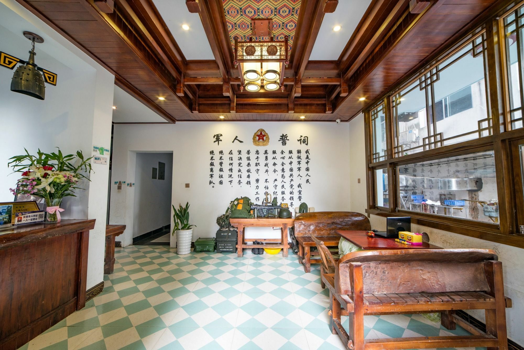 Military Theme Inn Trương Gia Giới Ngoại thất bức ảnh